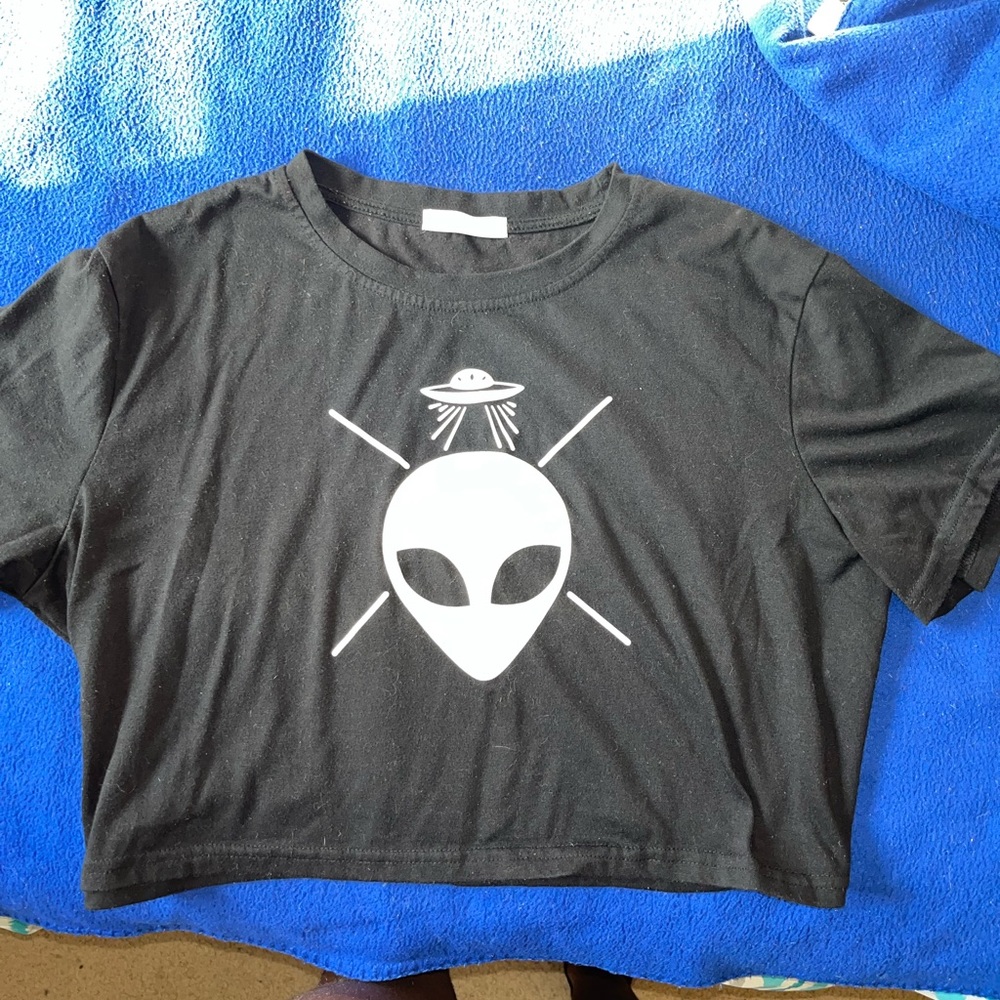Alien Crop Top !